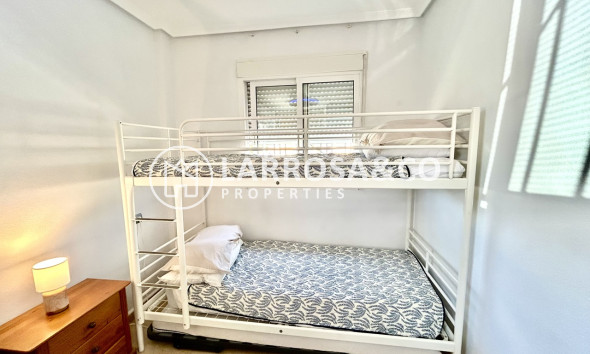 Resale - Apartment - Villamartín - Costa Blanca