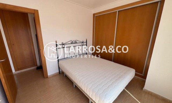 Resale - Apartment - Guardamar del Segura - Pueblo
