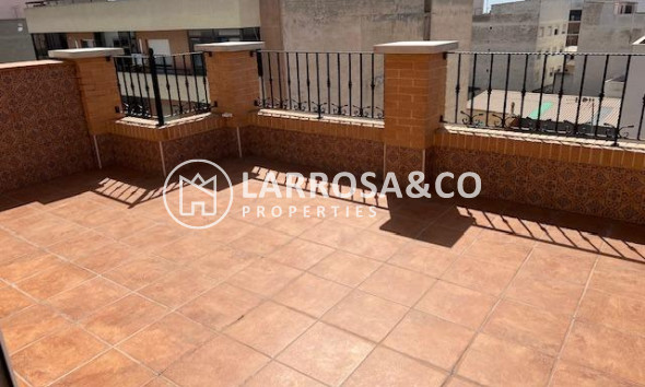 Resale - Apartment - Guardamar del Segura - Pueblo