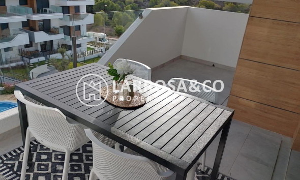 Resale - Apartment - Villamartín - Costa Blanca