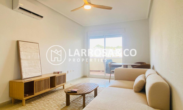 Resale - Apartment - Villamartín - Costa Blanca