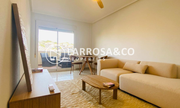 Resale - Apartment - Villamartín - Costa Blanca