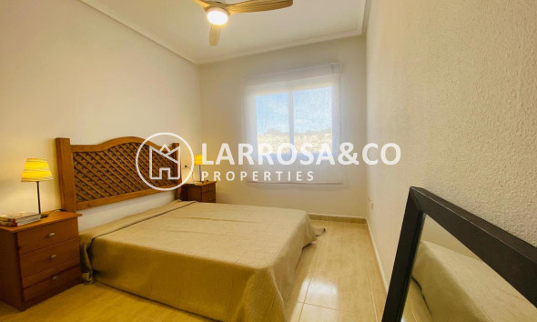 Resale - Apartment - Villamartín - Costa Blanca