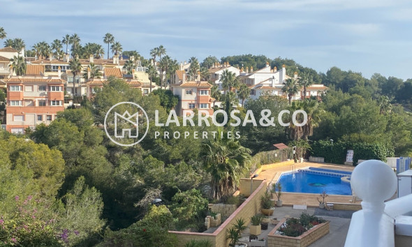 Resale - Apartment - Villamartín - Costa Blanca