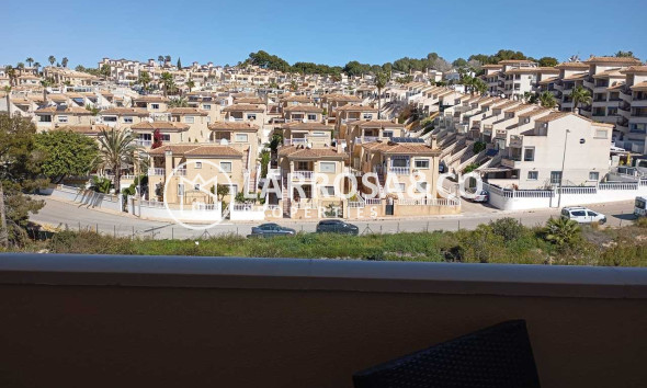 Resale - Apartment - Villamartín - Costa Blanca