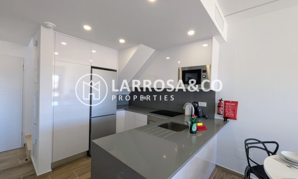 Resale - Penthouse  - Villamartín - Costa Blanca