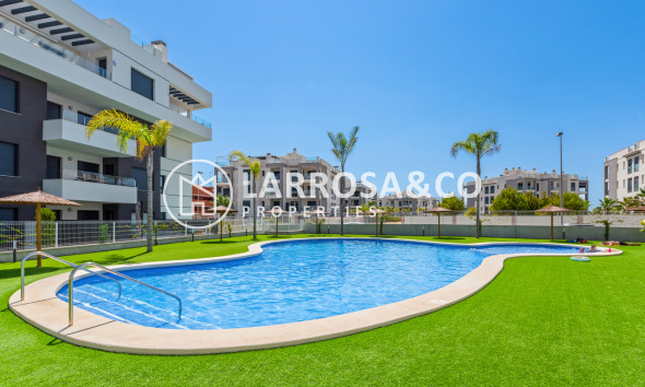 Resale - Apartment - Villamartín - Costa Blanca