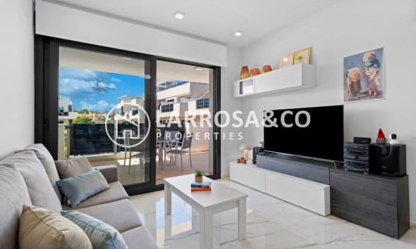 Resale - Apartment - Villamartín - Costa Blanca