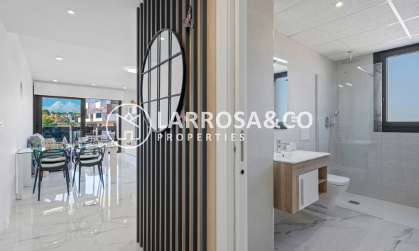 Resale - Apartment - Villamartín - Costa Blanca