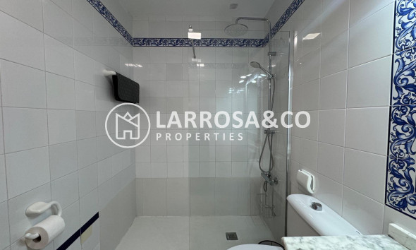 Resale - Semi-detached house - Pilar de la Horadada - Torre de la Horadada