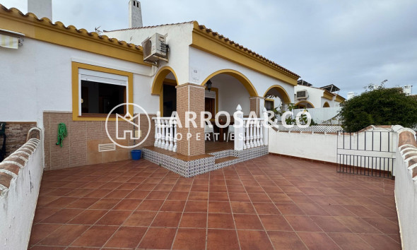 Resale - Semi-detached house - Pilar de la Horadada - Torre de la Horadada