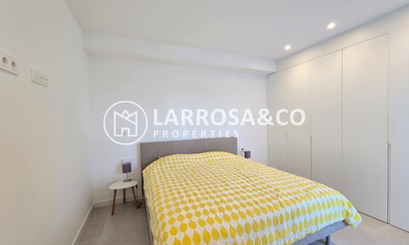 Resale - Apartment - Pilar de la Horadada - Costa Blanca