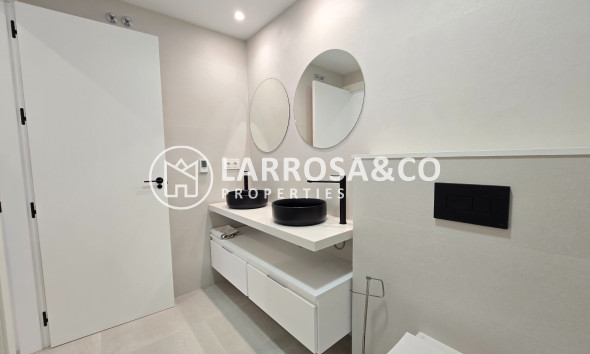Resale - Apartment - Pilar de la Horadada - Costa Blanca