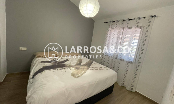 Reventa - Adosado - Pilar de la Horadada - Zona Pueblo