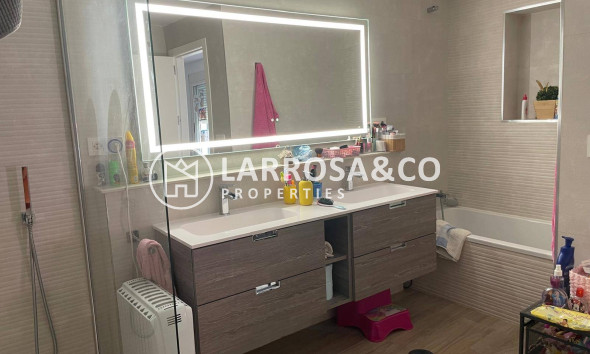 Reventa - Adosado - Pilar de la Horadada - Zona Pueblo