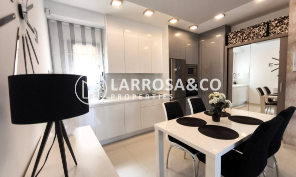 Herverkoop - Apartment - Pilar de la Horadada - La Torre de la Horadada