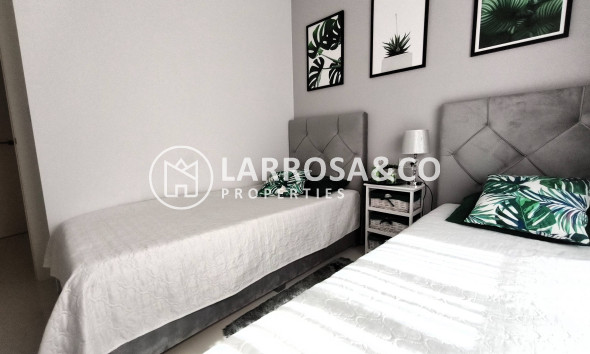 Herverkoop - Apartment - Pilar de la Horadada - La Torre de la Horadada