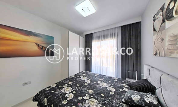 Herverkoop - Apartment - Pilar de la Horadada - La Torre de la Horadada