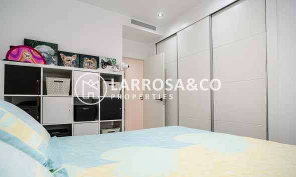 Herverkoop - Apartment - Pilar de la Horadada - Costa Blanca