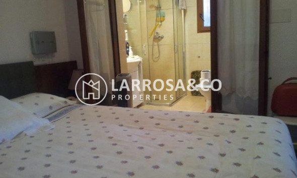 Herverkoop - Villa - Campoamor - Costa Blanca