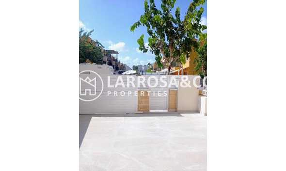 Вторичный рынок - Таунхаус - Пилар де Орадада - PILAR DE LA HORADADA