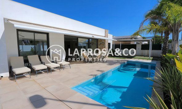 Herverkoop - Villa - Pilar de la Horadada - Costa Blanca