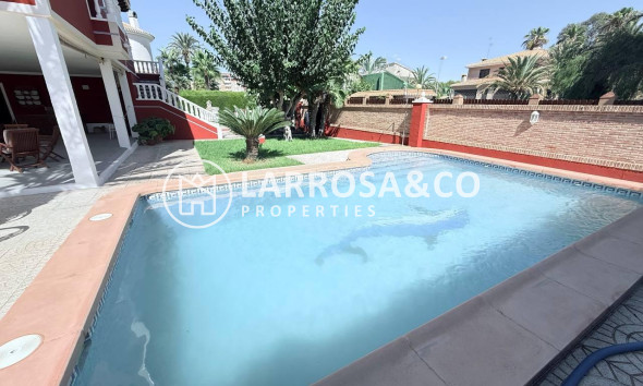 A Vendre - Villa - Campoamor