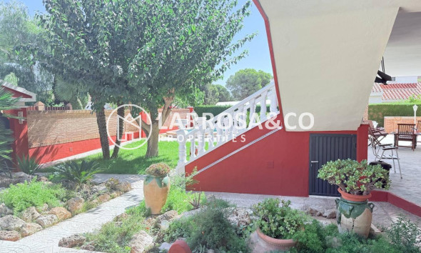 A Vendre - Villa - Campoamor