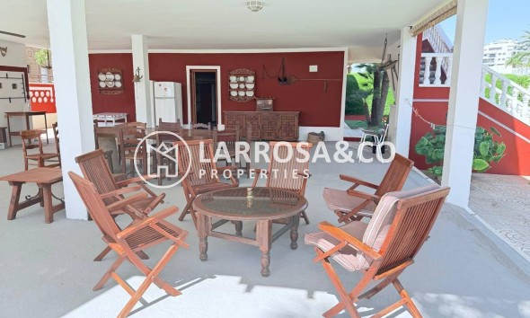 A Vendre - Villa - Campoamor