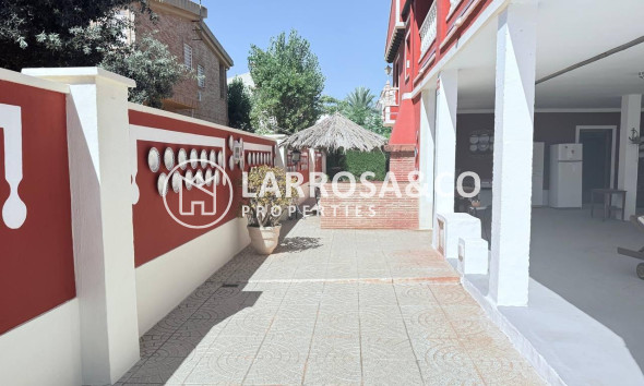 A Vendre - Villa - Campoamor
