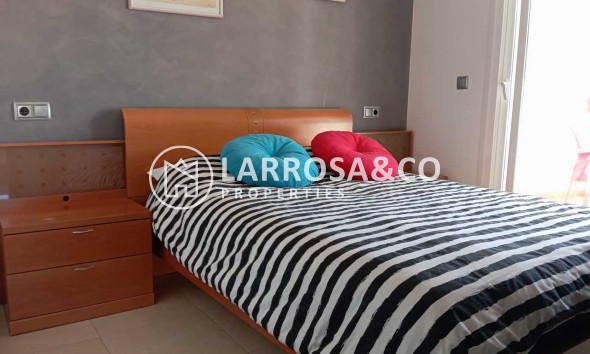 Reventa - Apartamento - Villamartín - Costa Blanca