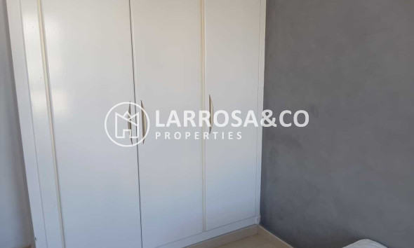 Reventa - Apartamento - Villamartín - Costa Blanca