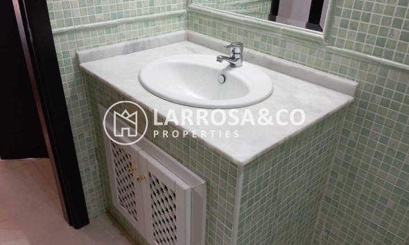 Reventa - Apartamento - Villamartín - Costa Blanca