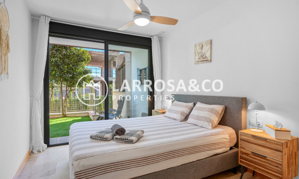 Herverkoop - Apartment - Campoamor - Costa Blanca