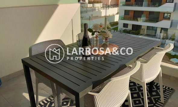 Resale - Apartment - Villamartín - Costa Blanca