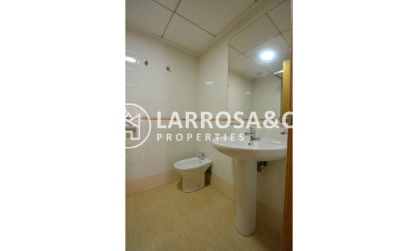 Herverkoop - Apartment - Guardamar del Segura