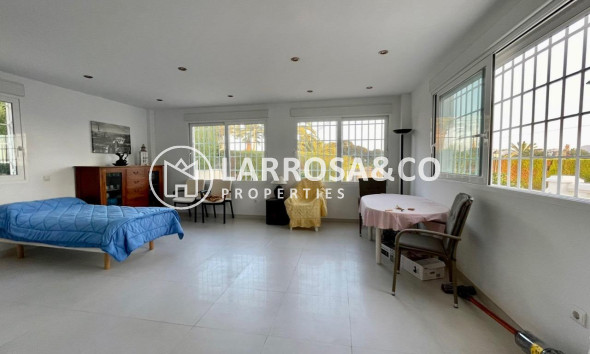 Вторичный рынок - Дом - Benidorm - Urbanizaciones