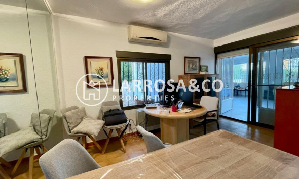 Вторичный рынок - Дом - Benidorm - Urbanizaciones