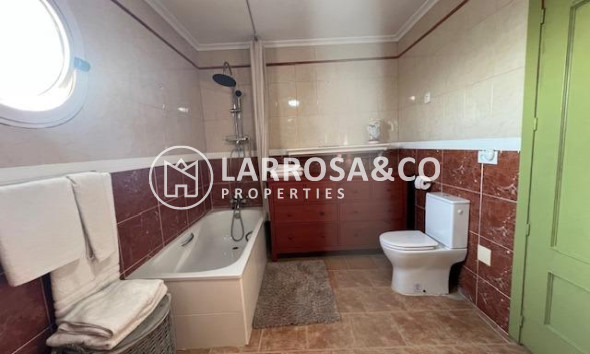 Вторичный рынок - Загородный дом - Долорес - Comunidad valenciana