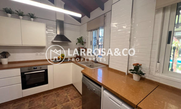 Вторичный рынок - Загородный дом - Долорес - Comunidad valenciana