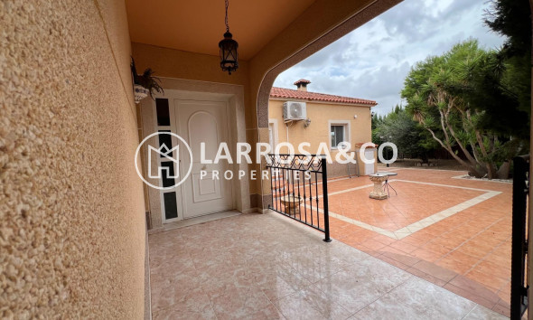 A Vendre - Villa - Dolores - CMNO. ESCORREDOR