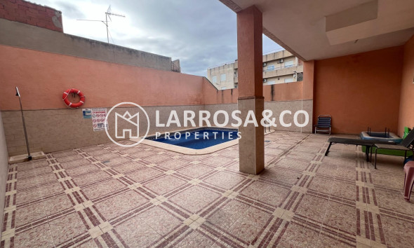 Herverkoop - Apartment - Dolores - Comunidad valenciana