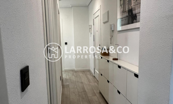 Herverkoop - Apartment - Dolores - Comunidad valenciana