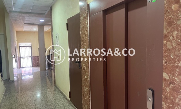 Herverkoop - Apartment - Dolores - Comunidad valenciana