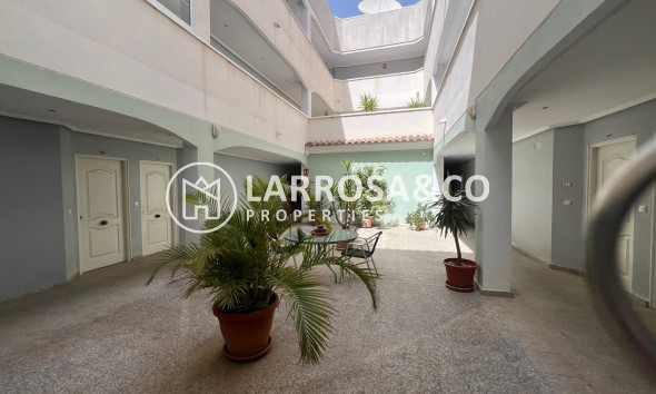 Herverkoop - Apartment - Dolores - Comunidad valenciana