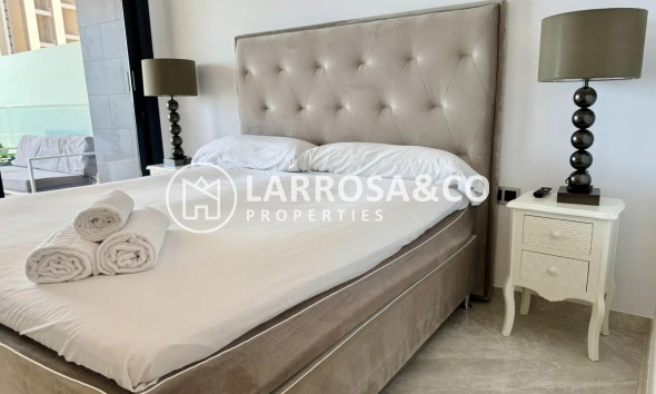 Herverkoop - Apartment - Benidorm - Playa de Poniente