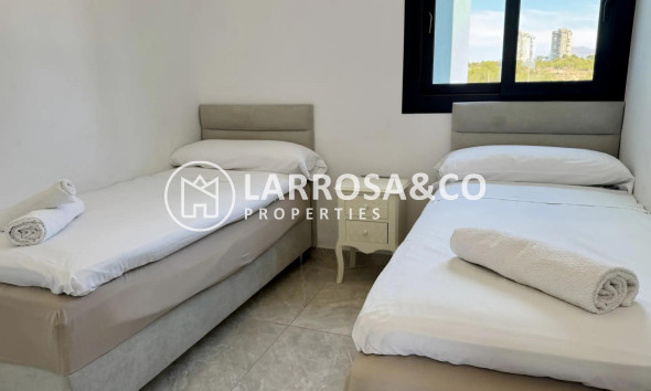 Herverkoop - Apartment - Benidorm - Playa de Poniente