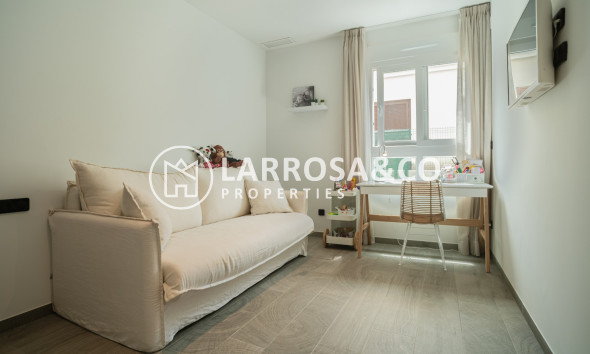 Resale - Apartment - Algorfa - Inland