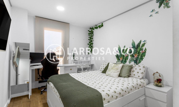 Herverkoop - Penthouse  - Alicante - Pau 5