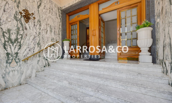 Resale - Country house - Callosa de Segura - Comunidad valenciana